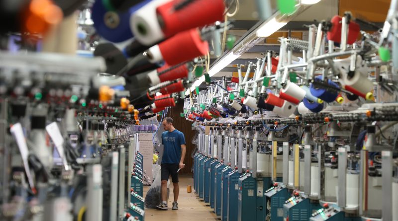 Dambach-la-Ville : des visites touristiques au milieu des chaussettes Labonal