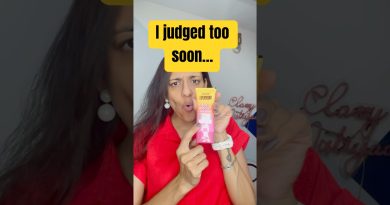 De Fantôme à Éclat : Mon Obsession pour Renee Face Bright