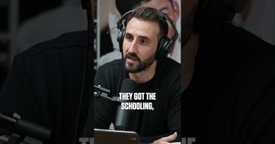 De nombreux jeunes hommes se sentent exclus aujourd'hui.