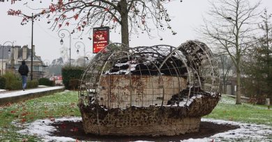 Décapité en mai, incendié en novembre : mais qui en veut au canard de Creil ?