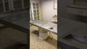 Découverte d'un hôpital abandonné, tout laissé sur place