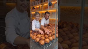 Découvrez les Secrets pour Maîtriser le Croissant Parfait !