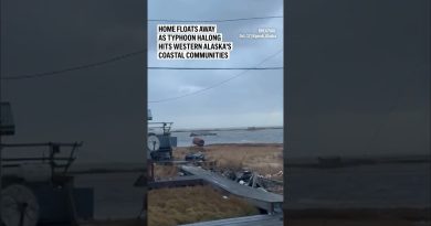 Des maisons emportées par le typhon Halong en Alaska