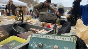 Des milliers de visiteurs ont déambulé à Lisieux pour la grande brocante, comment expliquer un