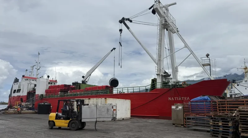 Desserte maritime : le Natiatea assure la continuité territoriale de Maupiti et Maiao