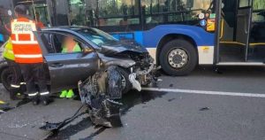 Deux blessés dans une collision entre un véhicule et un BHNS au Lamentin