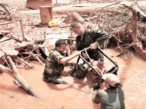 Deux gendarmes de l'antenne GIGN brûlés sur un chantier d'orpaillage illégal