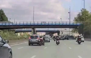 Deux policiers sous contrôle judiciaire après avoir percuté un motard sur l'A4