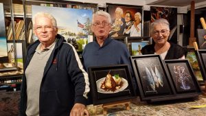 Dix-neuf artistes exposent près de 200 œuvres à Vire Normandie : 15 toiles et sculptures sont à gagner