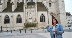 Dole. « Hyperheureuse de m’être libérée » : la crémière a trouvé la foi et changé de vie