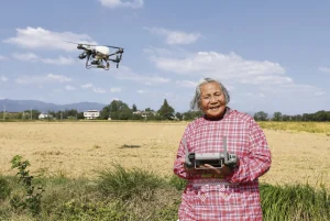 Drone, intelligence artificielle, smartphone : en Chine, l’État parie sur la tech pour sauver un secteur agricole en crise - L'Humanité