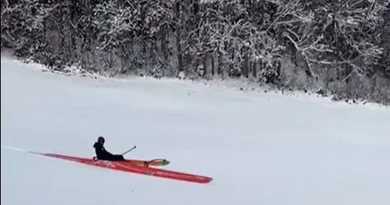 Du va'a sur la neige, Atamu Tefaatau en fait en Suisse