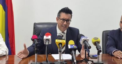 EN DIRECT : Conférence de presse de Shakeel Mohamed