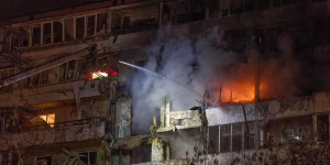 EN DIRECT, guerre en Ukraine : Kiev qualifie les frappes russes nocturnes de « réaction terroriste » de Vladimir Poutine au plan de paix américain