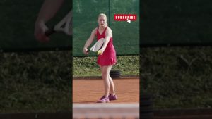 Elena Rybakina : Demi-finale à Tokyo et qualification WTA