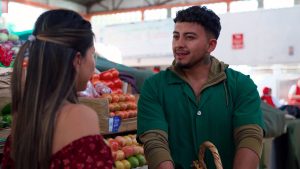 Elle a aidé une femme modeste, sans savoir qu'elle allait changer sa vie