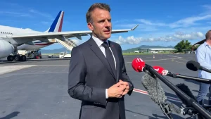 Emmanuel Macron se rend à Mayotte un an après le passage du cyclone Chido