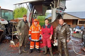 En Normandie, Jérôme presse les pommes de ferme en ferme pour le cidre : "Cette année, c'est du jamais vu"