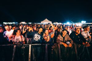 En déficit à cause de la pluie, ce festival de la Manche appelle à la générosité collective pour se sauver