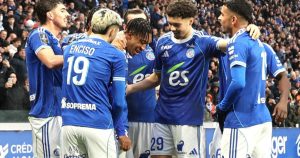 En direct Ligue 1. Le Racing Club de Strasbourg ouvre le score contre Brest (1-0)  !
