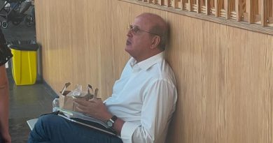 Éric Koury tente de reprendre son envol, malgré l'appel de sa condamnation