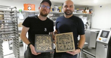 Eure : un chocolatier et un artiste proposent un calendrier de l'Avent qui casse les codes