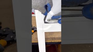 Fabrication des Portes en Aluminium : Processus Détaillé