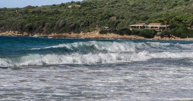 Corse, Ajaccio, Bastia, mountain, beach, sea, cliff, village, maquis, landscape