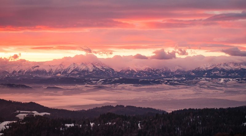 Occitanie, Toulouse, Montpellier, landscape, sea, mountain, vineyard, canal