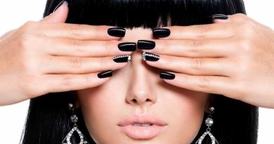 Femme Frange rideau cheveux noirs