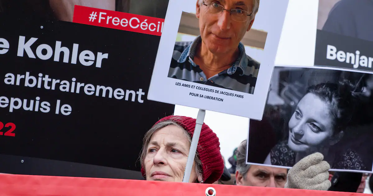 Iran: Cécile Kohler et Jacques Paris, détenus depuis 2022, sortent de prison et restent en Iran