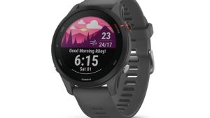 Garmin déstocke le Forerunner 255 avec une réduction de 40% sur le prix initial.