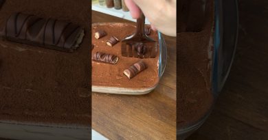 Gâteau Kinder Bueno : recette facile et délicieuse ! 🍰