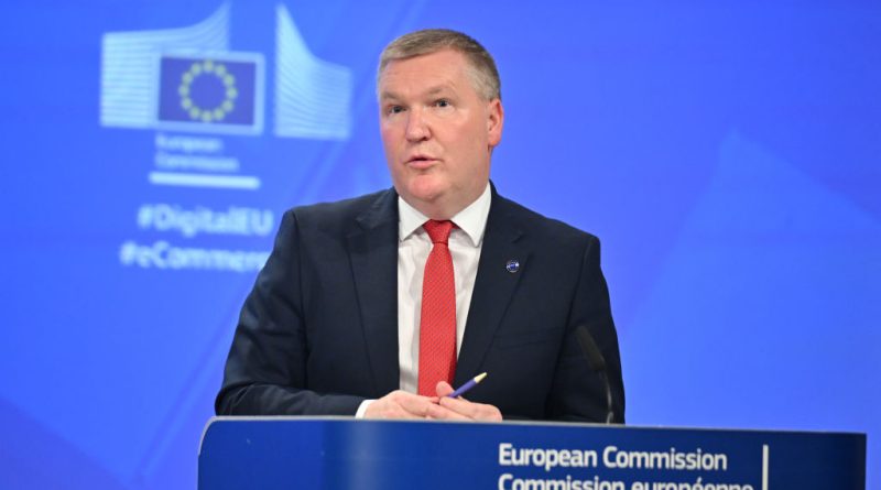 Le commissaire à la Justice prendra la tête du futur centre européen contre la désinformation