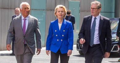 Antonio Costa, Ursula von der Leyen and Keir Starmer visit British warship HMS Sunderland