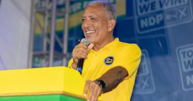 Godwin Friday devient Premier ministre de Saint-Vincent et les Grenadines