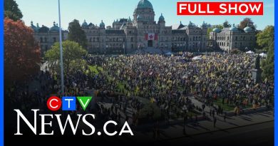 Grève : 10 000 manifestants devant l'Assemblée de la C.-B.