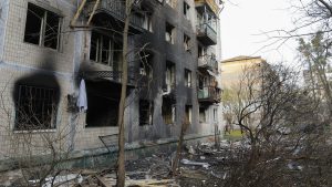 Guerre en Ukraine : nuit particulièrement meurtrière après des attaques aériennes massives entre les deux pays