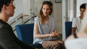 Hypersensibles et HPI : comment trouver l’équilibre entre pensée, corps et émotions - ICI