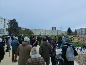 Hommage à Mehdi Kessaci : une cérémonie émouvante à Poitiers