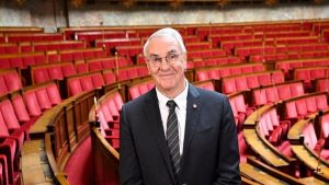 "Il m’était impossible de soutenir un texte qui prévoit 30 milliards d’euros d’impôts supplémentaires" : Jean-François Rousset explique les raisons de son abstention sur le budget