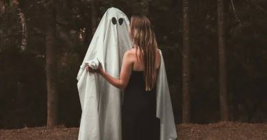 Comprendre pourquoi vous ressentez une présence sans personne autour de vous