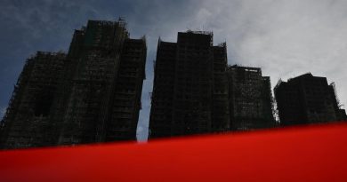 Incendie géant de Hong Kong : 128 morts, les flammes seraient parties des filets de protection