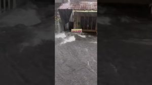 Inondations dévastatrices : des maisons submergées