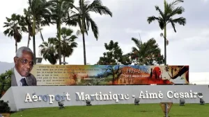 Intrusion à l'aéroport Aimé Césaire : les sept prévenus relaxés après une enquête mal menée