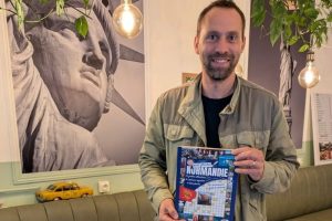 "J'ai appris beaucoup de choses en le fabriquant". Un Rouennais lance un livre de mots fléchés 100% Normandie