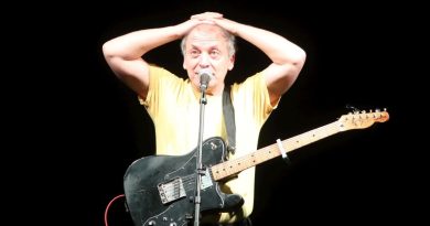 « Je n’ai jamais voulu snober quelque public que ce soit » : Mathieu Boogaerts se confie avant ses concerts en Gironde