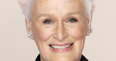 À 78 ans, Glenn Close parle de son rapport au maquillage et de l'importance d'être soi-même