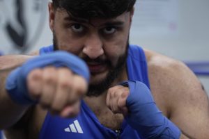 "Je suis bloqué" : repéré par l'équipe de France, cet espoir de la boxe est privé de compétition car il est apatride