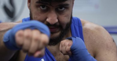 "Je suis bloqué" : repéré par l'équipe de France, cet espoir de la boxe est privé de compétition car il est apatride